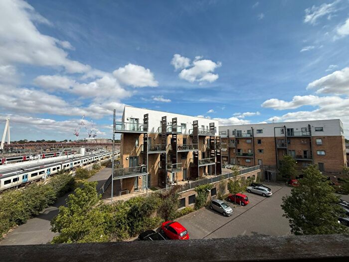 2 Bedroom Flat For Sale In Bailey House, Rustat Avenue, Cambridge, CB1