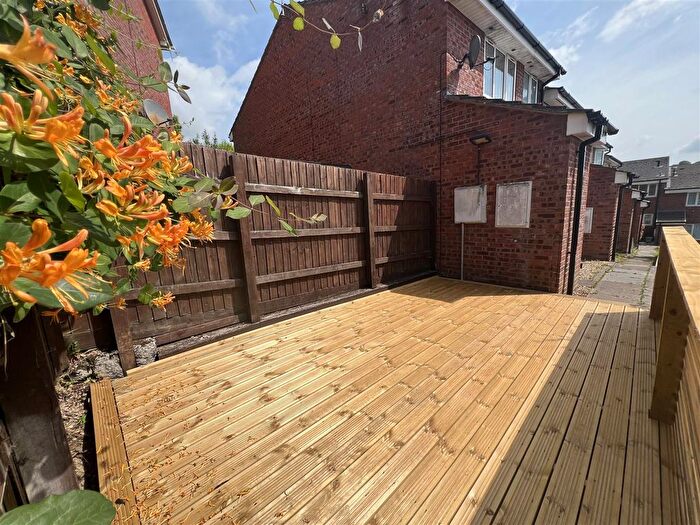 1 Bedroom End Of Terrace House To Rent In Falkland Close, Pennsylvania, Exeter, EX4