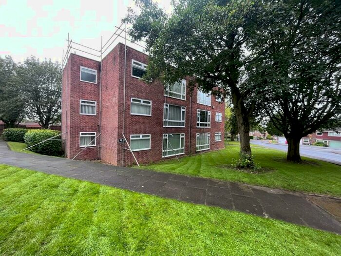 2 Bedroom Flat To Rent In Winchfield Drive, Harborne, Birmingham, B17