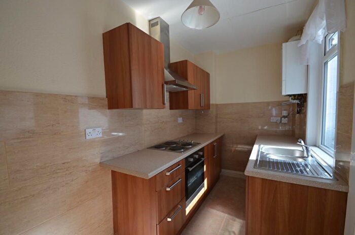 2 Bedroom Terraced House To Rent In Tudor Road, Leicester, LE3