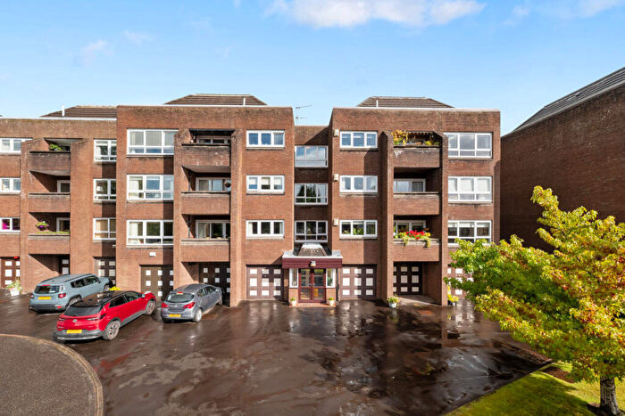 3 Bedroom Flat For Sale In Roman Court, Bearsden, G61