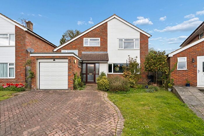 4 Bedroom Detached House For Sale In Rosetree Close, Prestwood, HP16