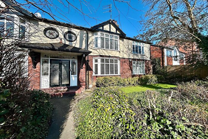 3 Bedroom Apartment For Sale In Fog Lane, Didsbury, M20