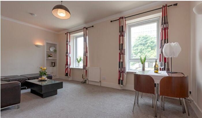 3 Bedroom Flat To Rent In King Street, Aberdeen, AB24