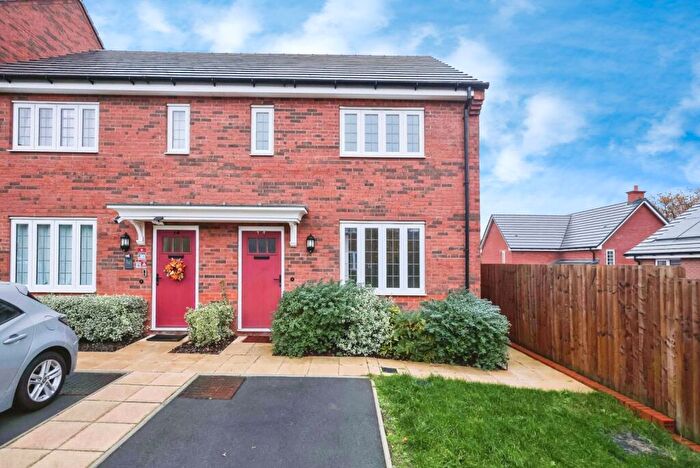 2 Bedroom Semi Detached House For Sale In Par Street, Birmingham, West Midlands, B31