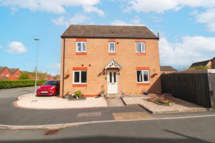 3 Bedroom Semi Detached House For Sale In Poplar Court, Penyffordd, CH4