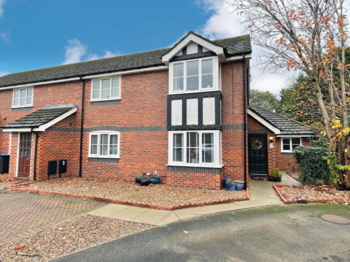 2 Bedroom Apartment For Sale In Ryecroft Place, Hambleton, FY6