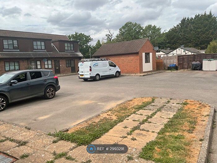 Studio To Rent In Lye Lane, St Albans, AL2