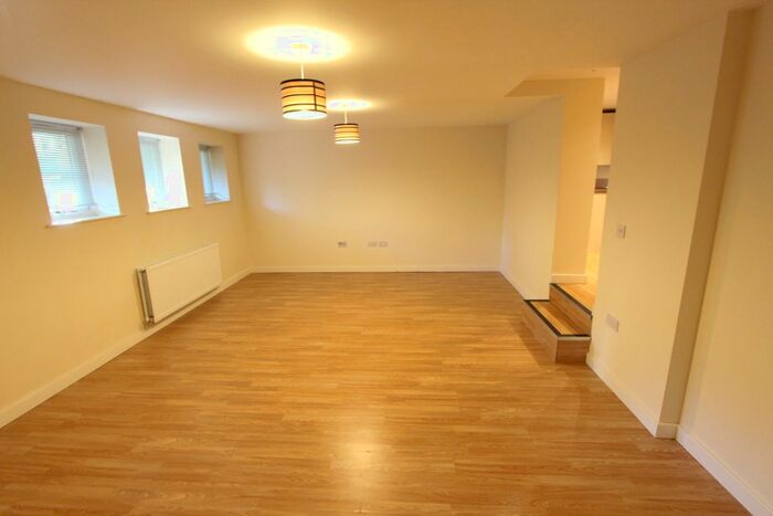 1 Bedroom Flat To Rent In London Road, Allington, Maidstone, ME16