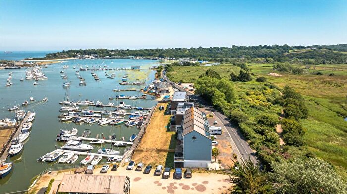 4 Bedroom Town House For Sale In Townhouse With Waterside Views - Embankment Road, Bembridge, St. Helens, PO33