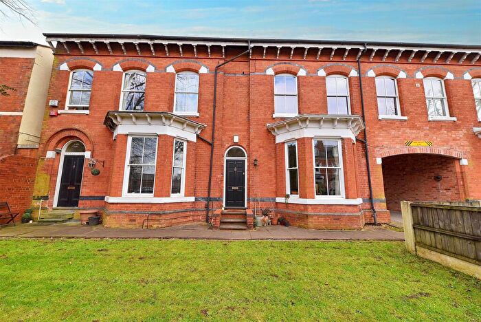 2 Bedroom Apartment For Sale In Cheyne Court, Greenfield Road, Harborne, Birmingham, B17