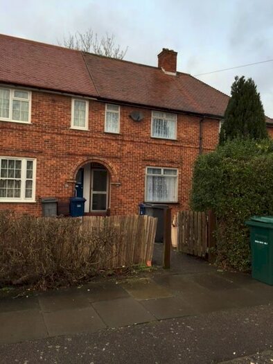 2 Bedroom Terraced House To Rent In Watling Avenue, Colindale, HA8