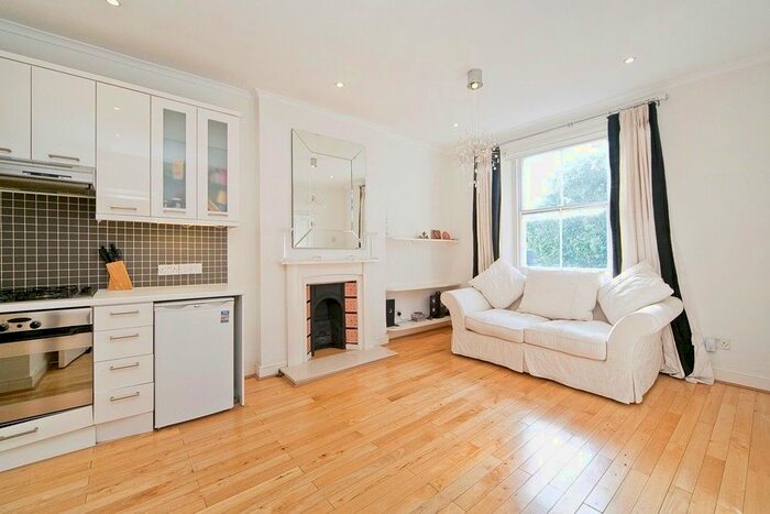 1 Bedroom Flat To Rent In St. Augustines Road, London, NW1