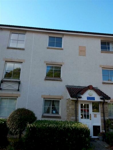 2 Bedroom Flat To Rent In Rosethorn Wynd, Dunfermline, KY12