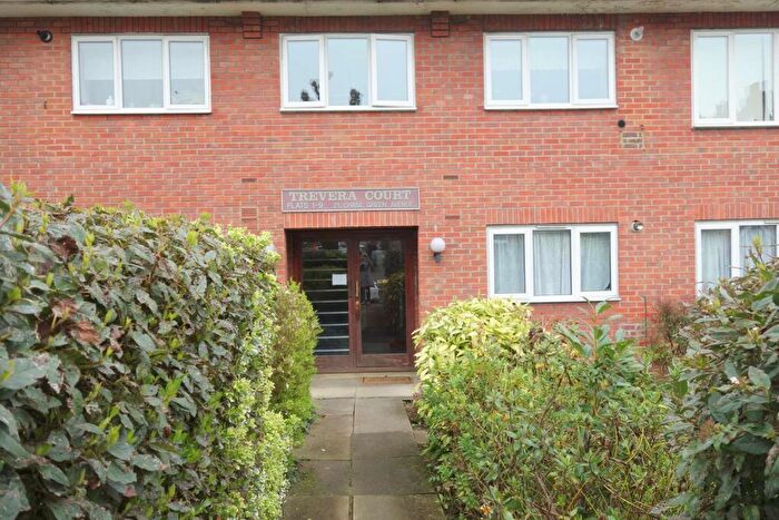 1 Bedroom Flat To Rent In Trevera Court, Chase Green Avenue, EN2