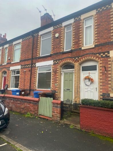 3 Bedroom Terraced House To Rent In Fox Street, SK3