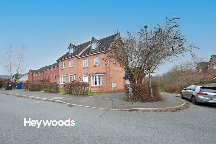 4 Bedroom Semi-detached House To Rent In Chervil Close, Newcastle, ST5