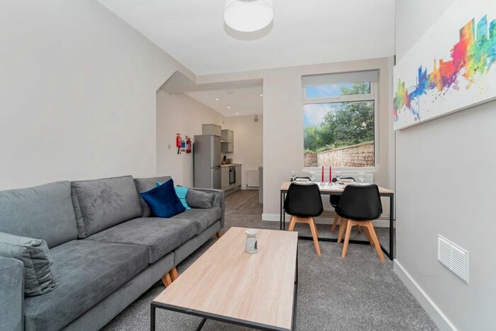 4 Bedroom Terraced House To Rent In Scarsdale Street, Salford, M6