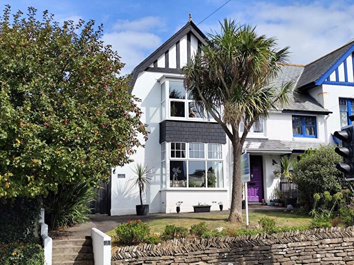 3 Bedroom Semi-detached House For Sale In Porth Way, Newquay, TR7