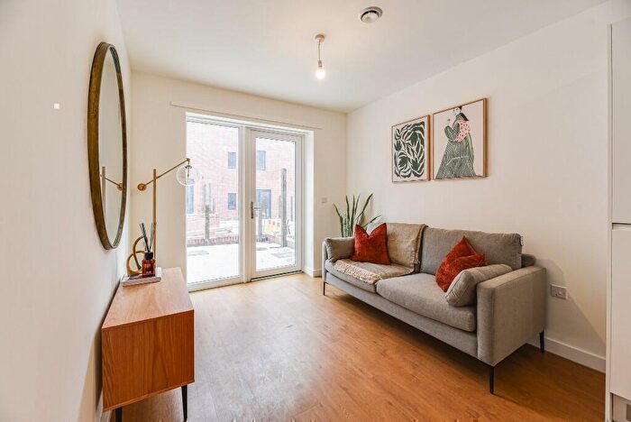 2 Bedroom Apartment To Rent In Central Street, Bolton, BL1