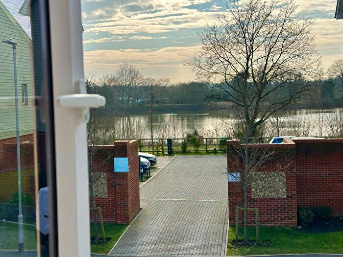 3 Bedroom Terraced House For Sale In Lake Mews, Waters Edge, Surrey, GU16