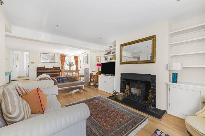 3 Bedroom House For Sale In Sonning, RG4