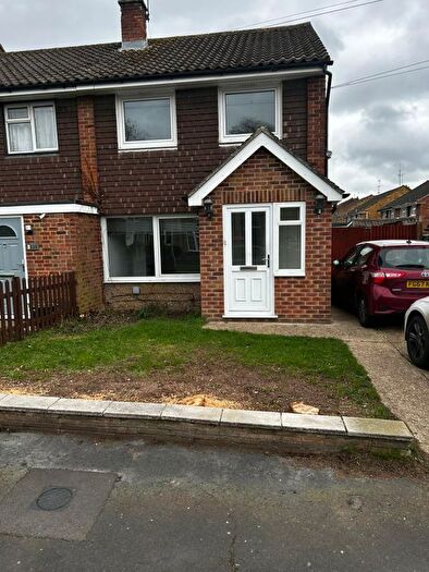 3 Bedroom End Terrace House To Rent In St Saviours Road, RG1