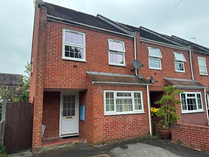 3 Bedroom End Of Terrace House To Rent In Emwell Street, Warminster, BA12