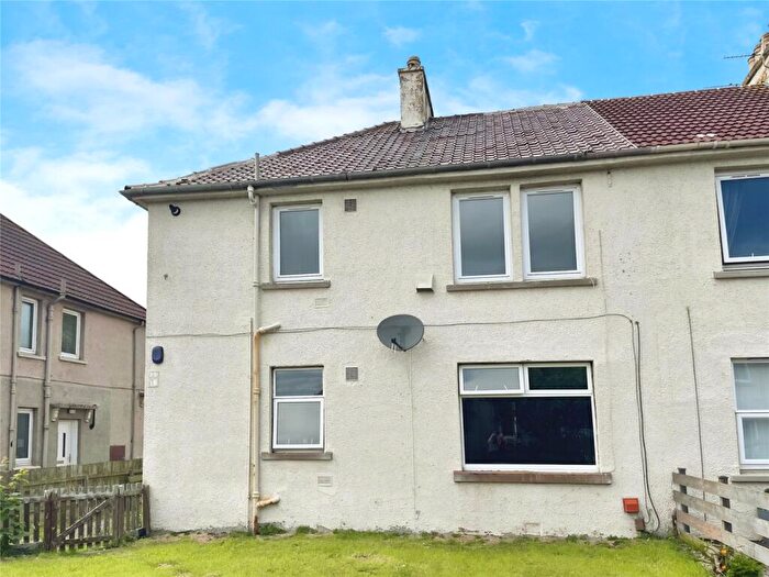 2 Bedroom Flat To Rent In Macindoe Crescent, Kirkcaldy, KY1