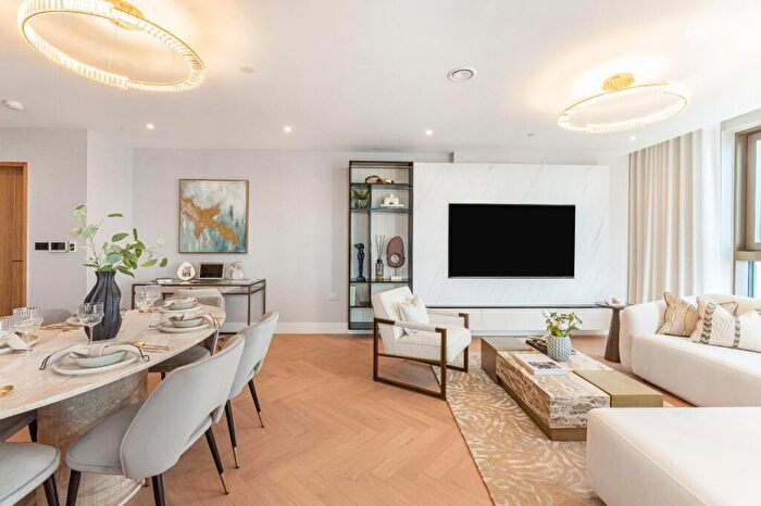 2 Bedroom Flat For Sale In One Thames Quay, Marsh Wall, E14