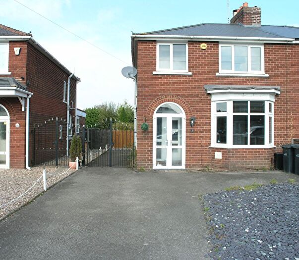 3 Bedroom Semi-Detached House To Rent In St. Kenelms Avenue, Halesowen, B63
