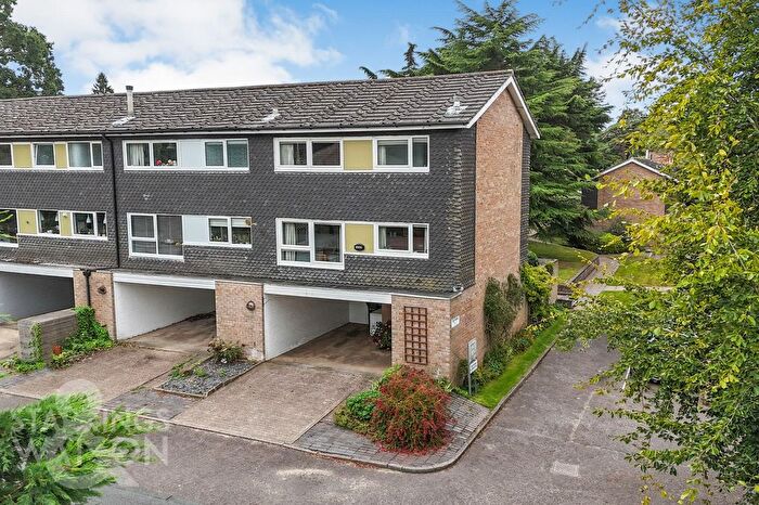 4 Bedroom End Terrace House For Sale In Beechbank, Norwich, NR2