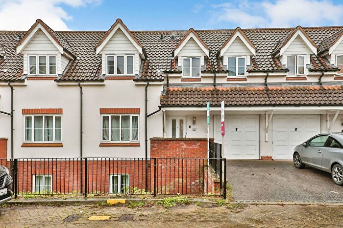 6 Bedroom Property To Rent In Thacker Way, Norwich, NR5