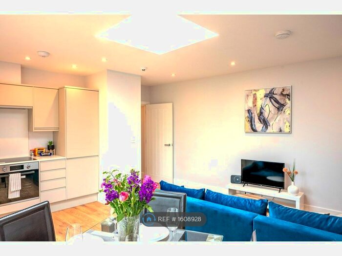 1 Bedroom Flat To Rent In Albert Court, Ramsgate, CT11