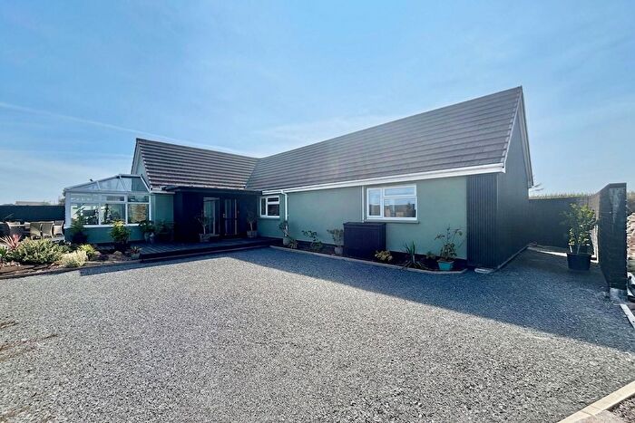3 Bedroom Detached Bungalow For Sale In Hillhead Road, Kergilliack, TR11