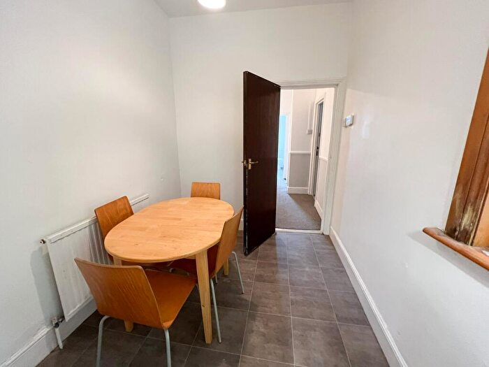 4 Bedroom House To Rent In Bath Road, Arnos Vale, BS4