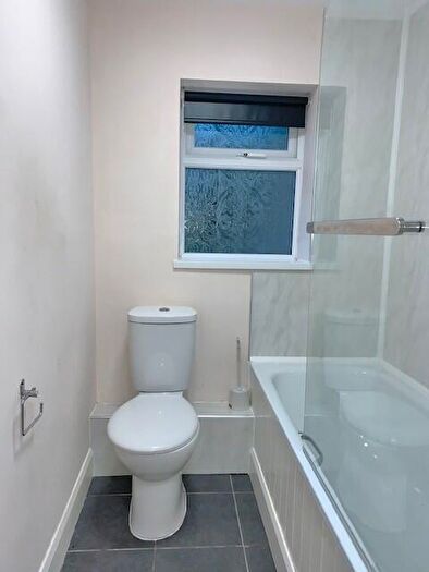 2 Bedroom Apartment To Rent In Malefant Street, Cardiff(City), CF24