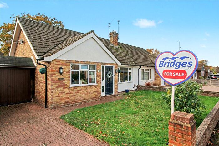 3 Bedroom Bungalow For Sale In Burns Avenue, Church Crookham, Fleet, Hampshire, GU52