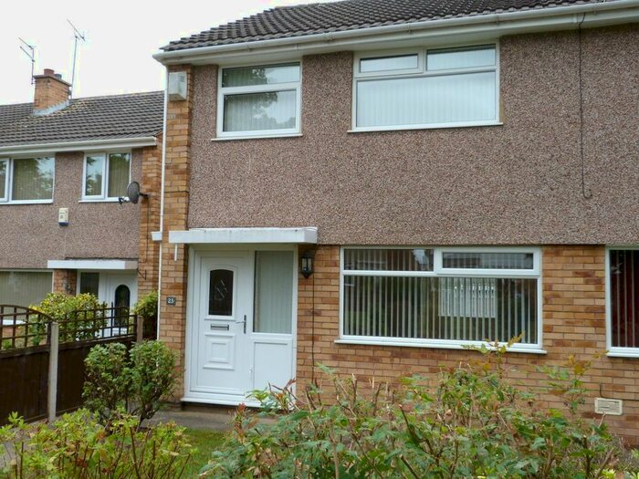 3 Bedroom Semi-Detached House To Rent In Pennine Walk, Little Sutton, Ellesmere Port, Cheshire, CH66