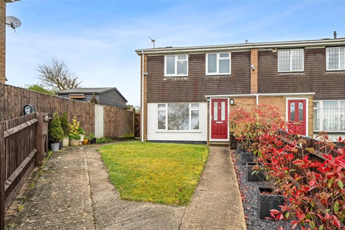 3 Bedroom End Of Terrace House For Sale In Cornish Road, Chipping Norton, Oxfordshire, OX7