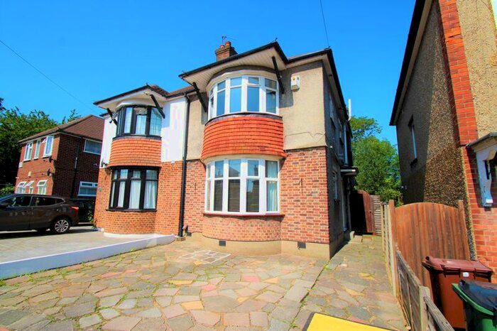 3 Bedroom Semi-Detached House To Rent In Durham Road, Harrow, HA1