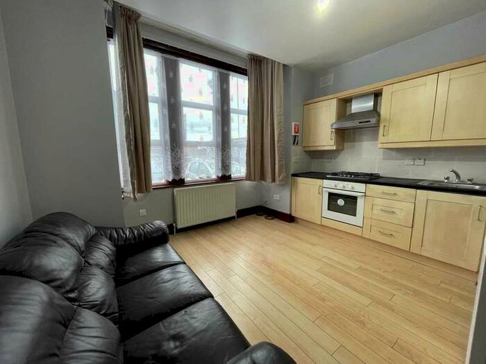 1 Bedroom Flat To Rent In East Lane, North Wembley, HA9