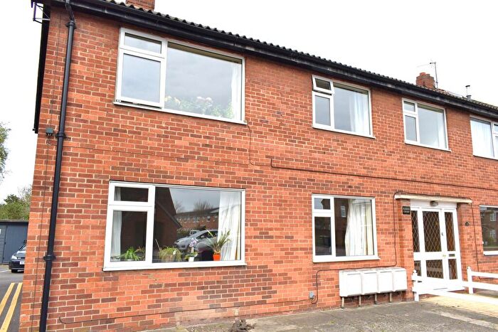 2 Bedroom Flat To Rent In Flat Sloane Court, High Street, CB2