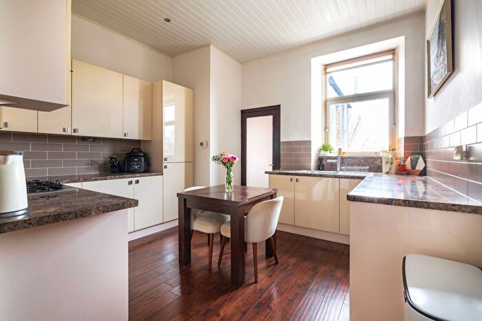 1 Bedroom Flat For Sale In Albyn Grove, Aberdeen, AB10