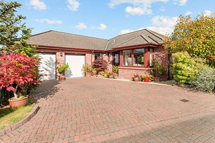 3 Bedroom Detached Bungalow For Sale In Scott Brae, Kippen, FK8
