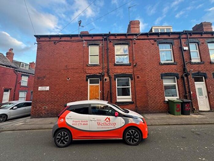 4 Bedroom Terraced House To Rent In Crosby Terrace, Leeds, West Yorkshire, LS11