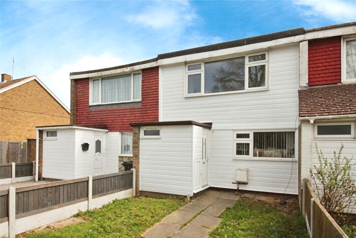 3 Bedroom Terraced House To Rent In Priors East, Basildon, SS14