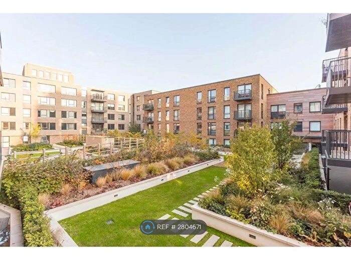 1 Bedroom Flat To Rent In Copenhagen Court, London, SE8