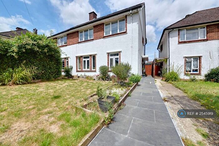 3 Bedroom Flat To Rent In Kipling Place, Stanmore, HA7