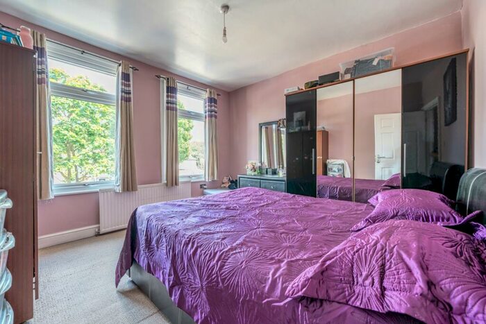 4 Bedroom Terraced House To Rent In Wickham Lane London, SE2